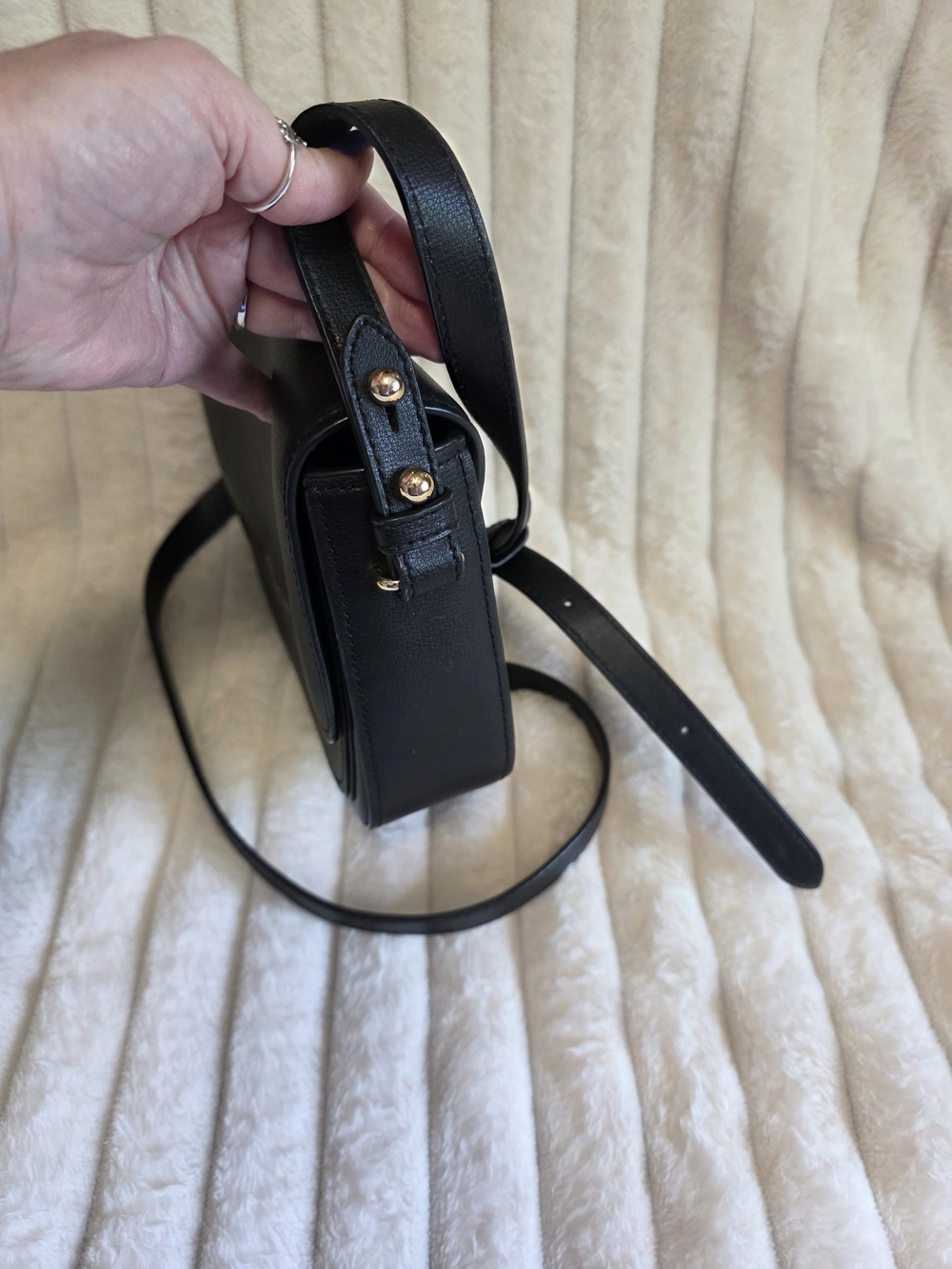 Marc Jacobs Black Leather Crossbody Bag - Picture 4 of 10